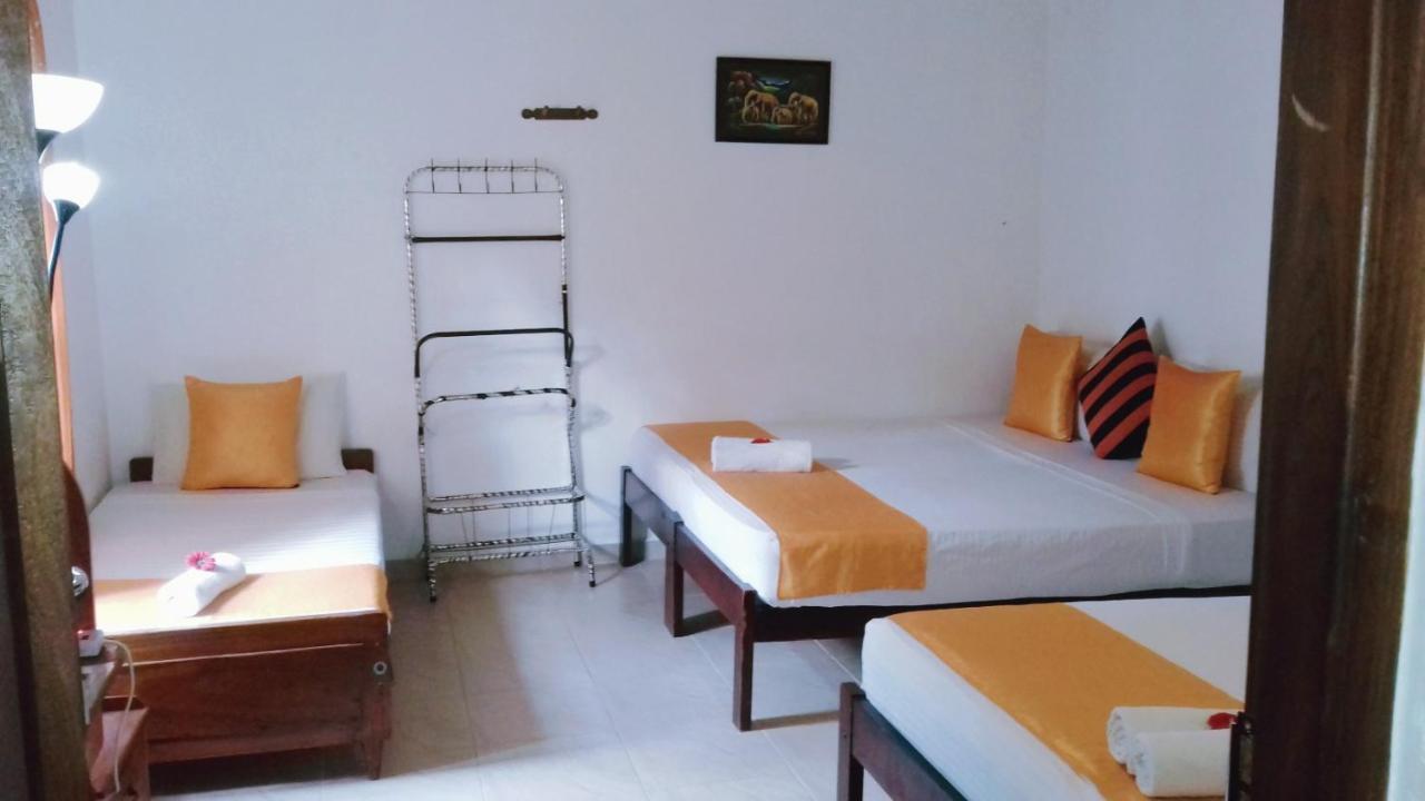 Villa Delorenta Anuradhapura Luaran gambar