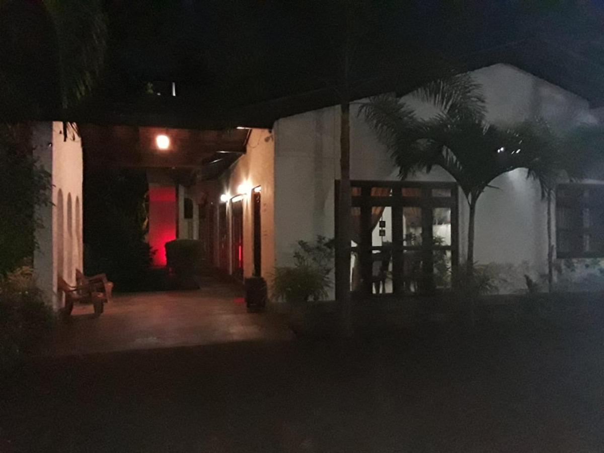 Villa Delorenta Anuradhapura Luaran gambar